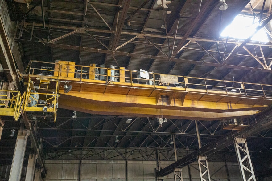 More Photos Of 2800 E Dunes Hwy, Gary Warehouse For Lease