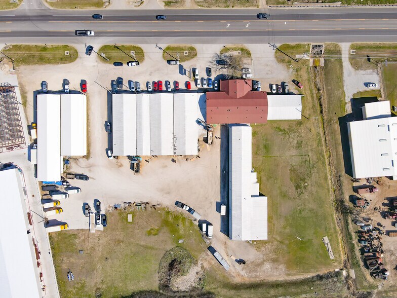 More Photos Of 926 US-377, Pilot Point Warehouse For Sale