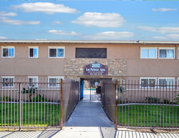 More Photos Of , Riverside Multifamily For Sale
