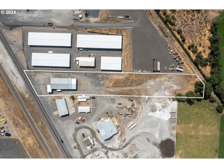 More Photos Of 1845 N 1st Pl, Hermiston Warehouse For Sale