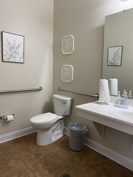 More Photos Of 1213 County Road 466A, Fruitland Park Medical For Lease