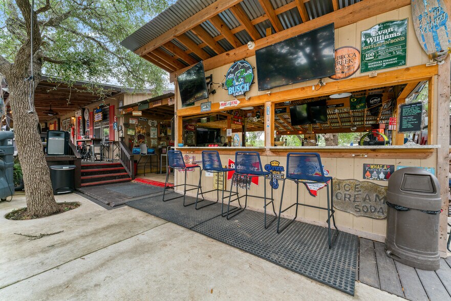 More Photos Of 33855 Blanco Rd, Bulverde Bar For Sale