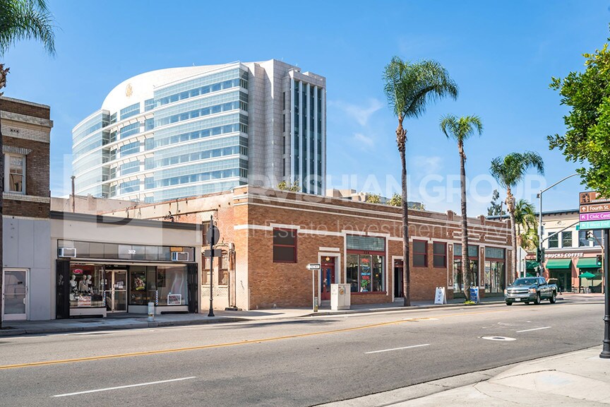 More Photos Of 302 W 4th St, Santa Ana Storefront Retail Office For Sale