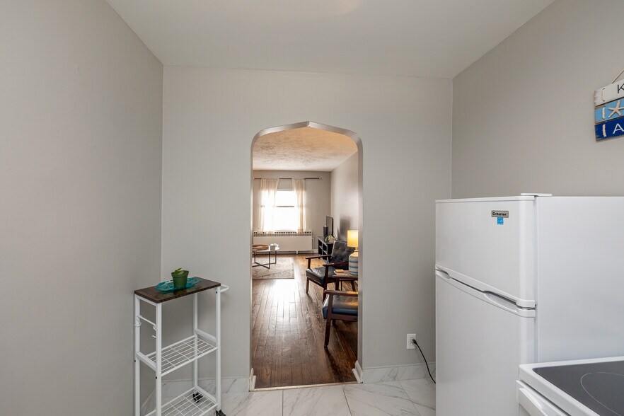 More Photos Of 201 3rd St, Fairport Harbor Hospitality For Sale