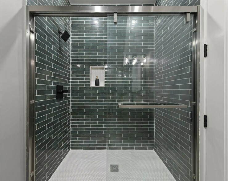 More Photos Of 1431 Grant Ave, San Francisco Multifamily For Sale