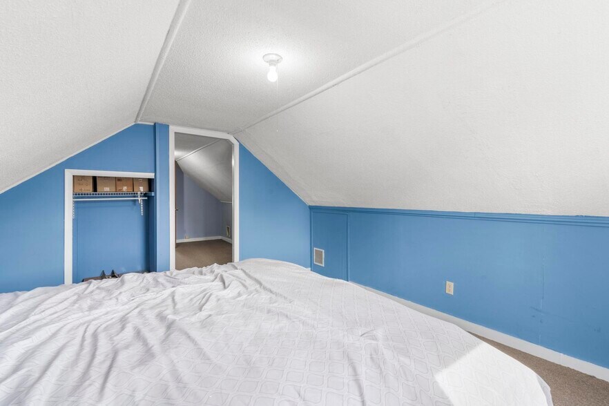 More Photos Of 128 Saltonstall Pky, East Haven Medical For Sale