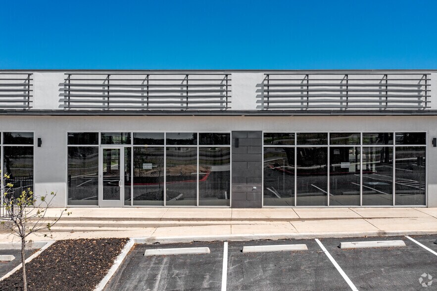 More Photos Of 2703 N Loop W 1604, San Antonio Unknown For Lease