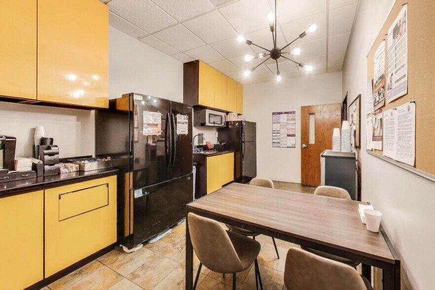 More Photos Of 5511 95th Ave, Kenosha Warehouse For Sale