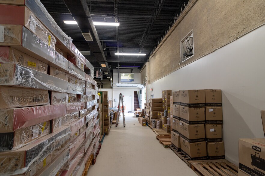 More Photos Of 290 Andrews Rd, Trevose Flex For Lease