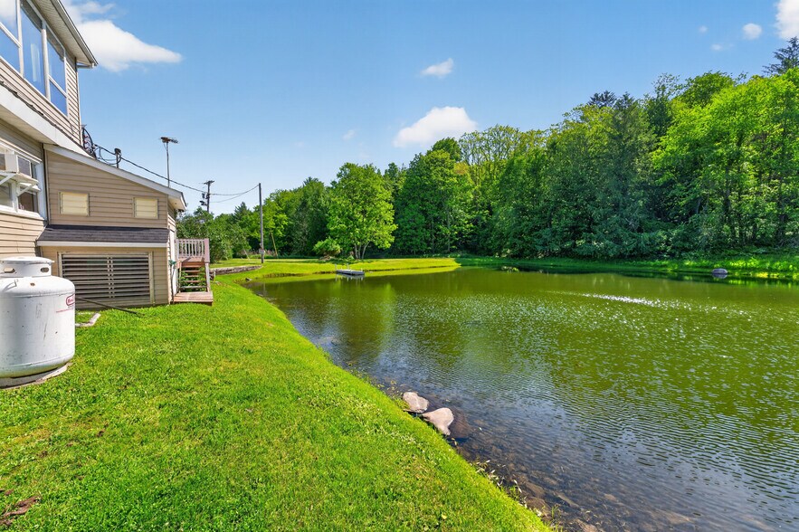 More Photos Of 160 Creamery Rd, Greenville Specialty For Sale
