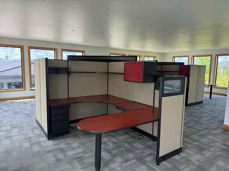 More Photos Of 3344 5th Way E, West Fargo Office For Lease