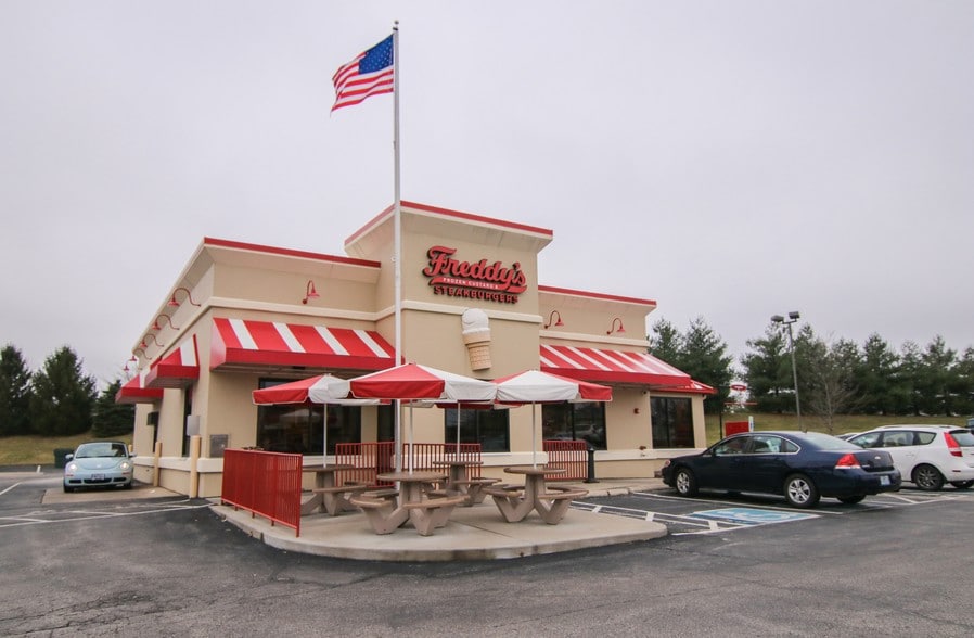 More Photos Of 1365 Jungermann Rd, Saint Peters Restaurant For Sale