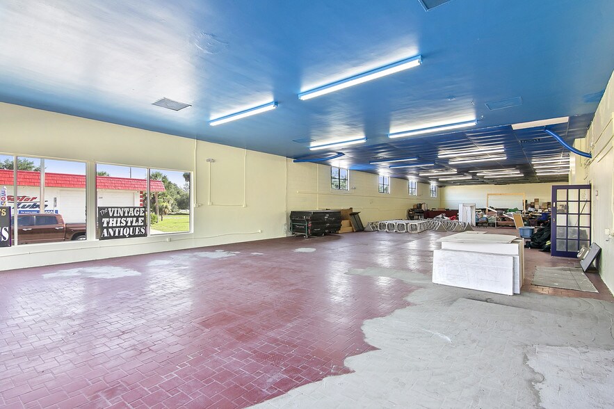 More Photos Of 117-137 Hughlett Ave, Cocoa General Retail For Sale