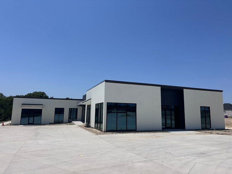 Primary Photo Of 5090 Kelly Rd, Aledo Office For Lease