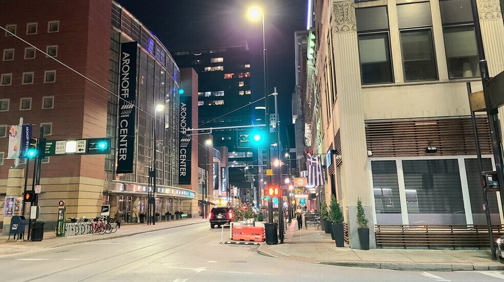 More Photos Of 35 E 7th St, Cincinnati Coworking Space