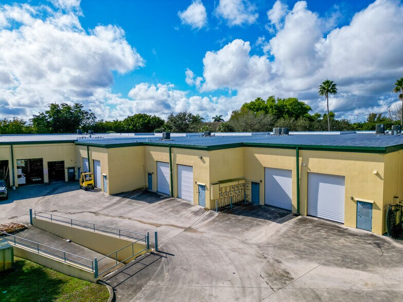 More Photos Of 1001 Jupiter Park Dr, Jupiter Flex For Lease