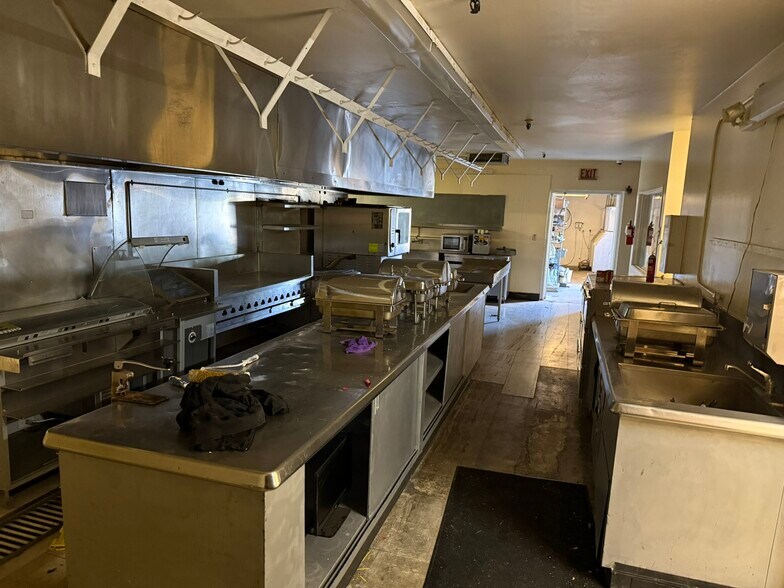 More Photos Of 4219 E Waterloo Rd, Stockton Hotel For Sale