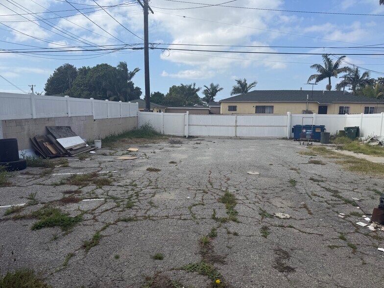 More Photos Of 11007 Crenshaw Blvd, Inglewood Storefront For Sale