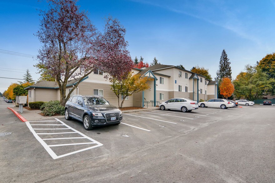 More Photos Of 805 NE Kane Dr, Gresham Apartments For Sale