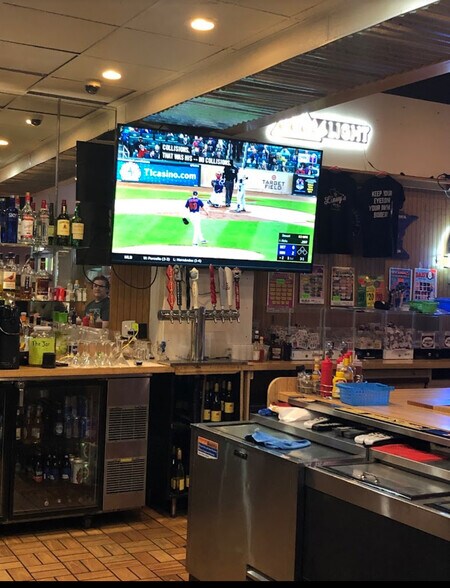 More Photos Of 310-390 El Dorado Dr, Jordan Unknown For Lease