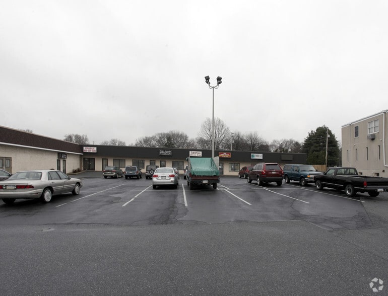 More Photos Of 1339-1357 Fruitville Pike, Lancaster Unknown For Lease