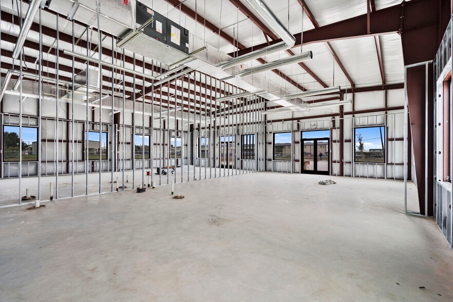 More Photos Of Hwy. 90 and Commerce, Katy Office For Lease