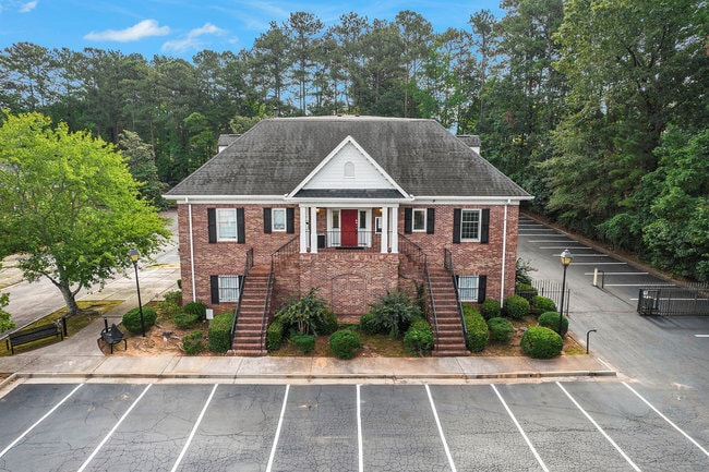 More Photos Of 655 Village Square Dr, Stone Mountain Loft Creative Space For Lease