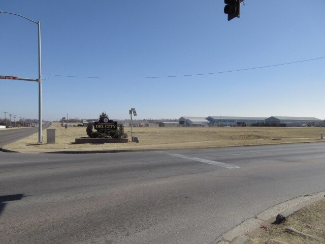 More Photos Of 0 SE 29TH St, Del City Land For Sale