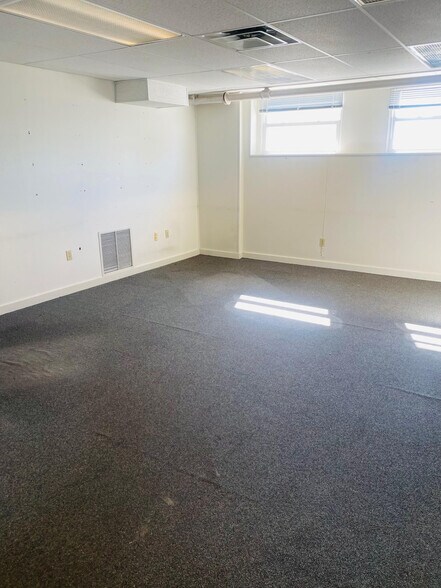 More Photos Of 315-329 E 2nd St, Boyertown Flex For Sale