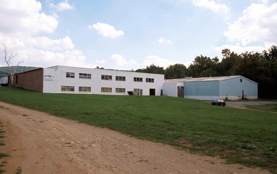More Photos Of 59 Newburgh Rd, Hackettstown Manufacturing For Lease