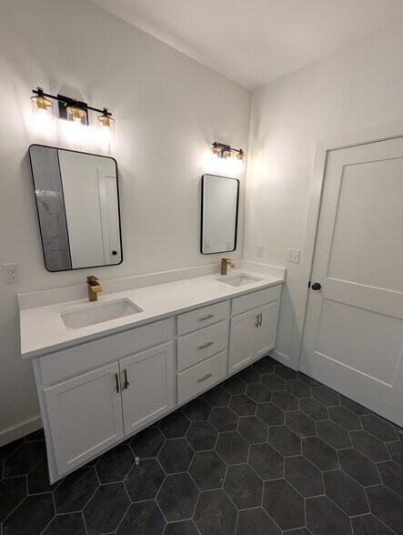 More Photos Of , Lafayette Specialty For Sale