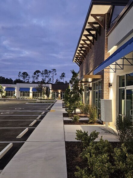 More Photos Of 5650 SR 100 E, Palm Coast General Retail For Lease