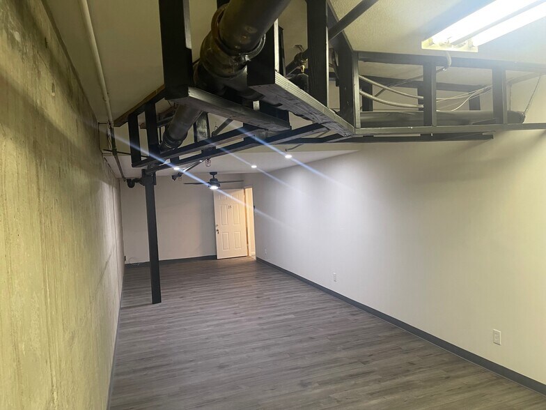 More Photos Of 501 S Myrtle Ave, Monrovia Office For Sale