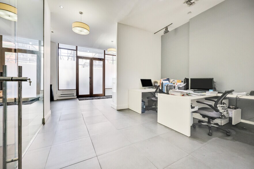 More Photos Of 500 4th Ave, Brooklyn Apartments For Lease