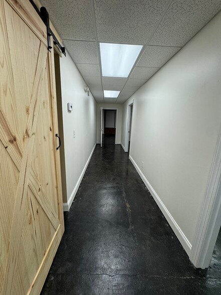 More Photos Of 332 2nd Ave E, Oneonta Office For Sale