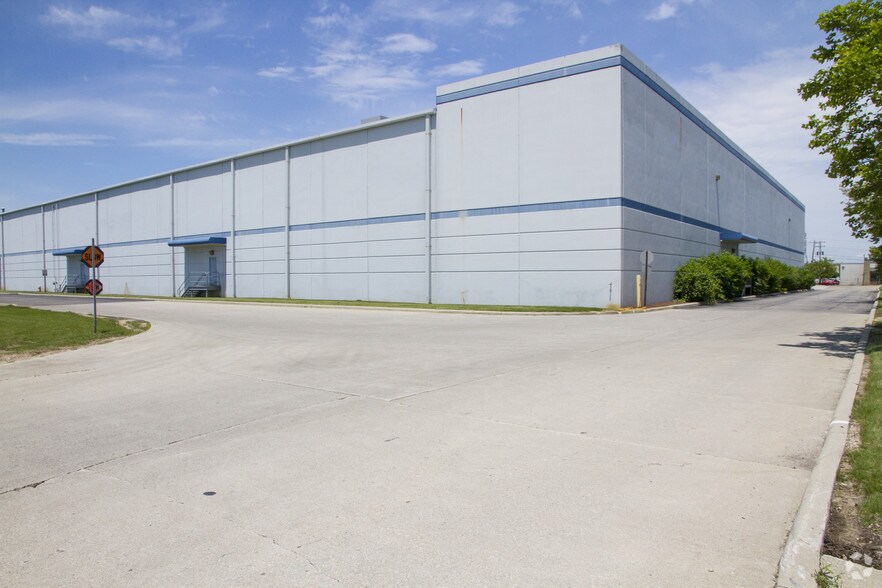More Photos Of 4311 Janitrol Rd, Columbus Warehouse For Lease