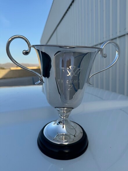 More Photos Of 43250 Sunburst St, Indio Showroom For Sale