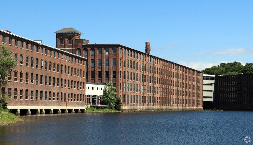 More Photos Of 3-6 Mill St, Maynard Office For Sale