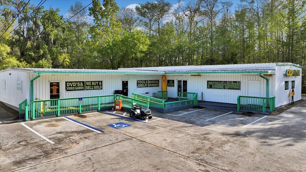 Primary Photo Of 3300 E Moody Blvd, Bunnell Light Manufacturing For Sale
