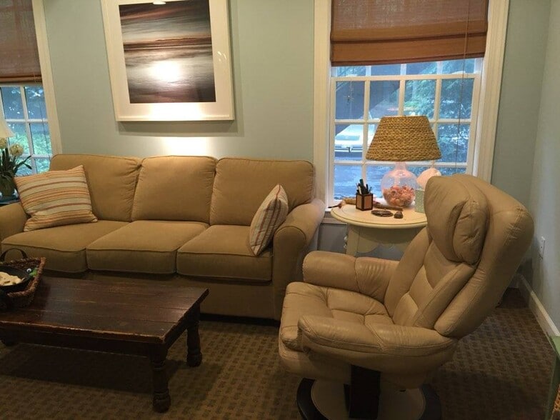 More Photos Of 1936 N Druid Hills Rd NE, Atlanta Medical For Sale