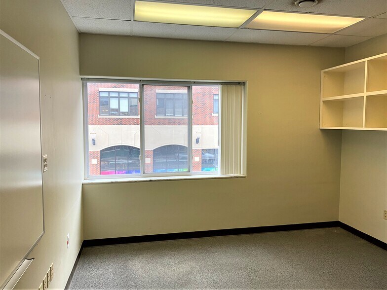 More Photos Of 231 Mac Ave, East Lansing Storefront Retail Office For Lease