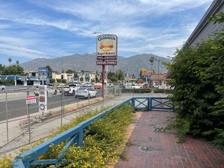 More Photos Of 408-412 N Santa Anita Ave, Arcadia Fast Food For Lease