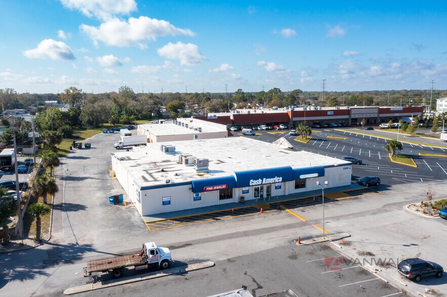 More Photos Of 5300 Silver Star Rd, Orlando Freestanding For Lease