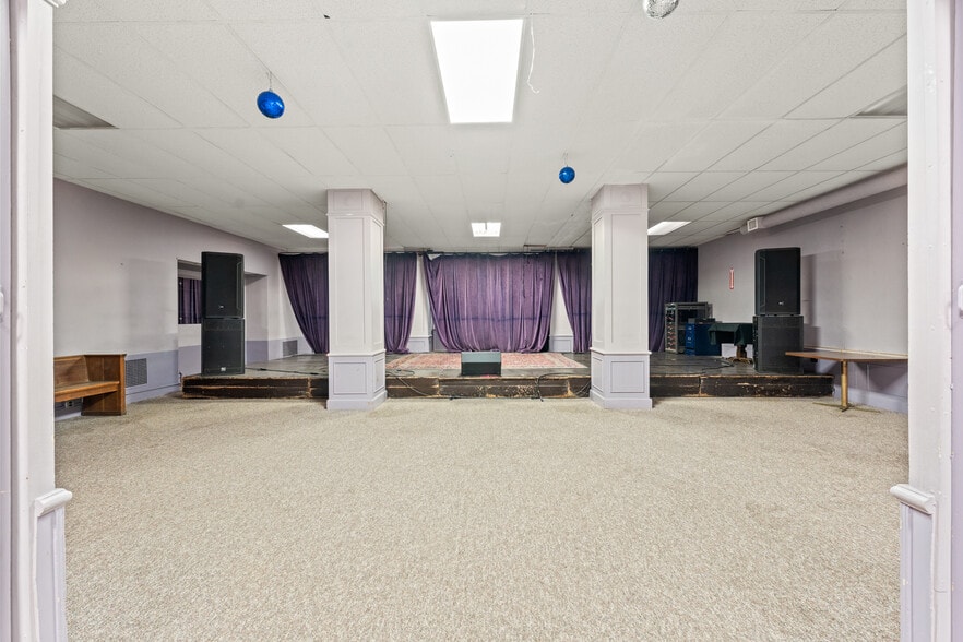 More Photos Of 3615 Euclid Ave, Cleveland Theater Concert Hall For Sale