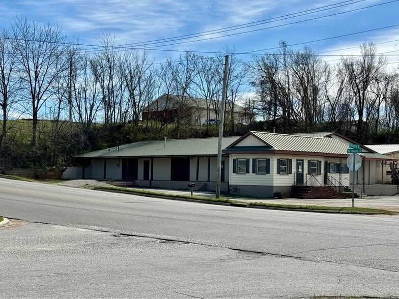 Primary Photo Of 602 Veterans Dr, Florence Flex For Sale