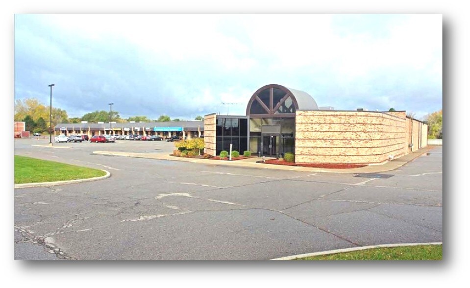 More Photos Of 13205-13325 E 14 Mile Rd, Sterling Heights Unknown For Lease
