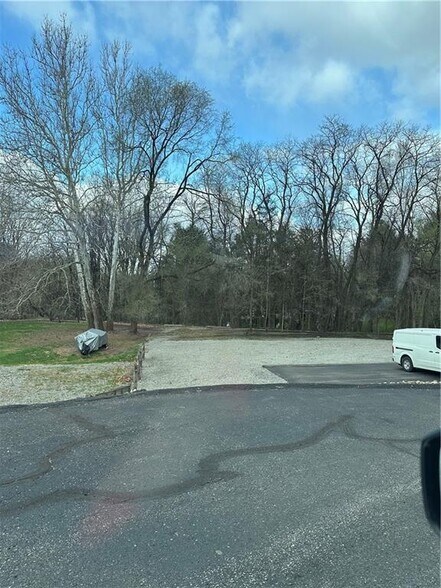 More Photos Of 8135 Perry Hwy, Pittsburgh Medical For Sale