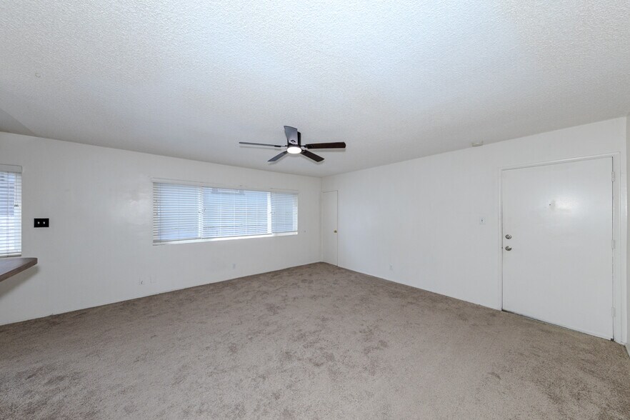More Photos Of 241 Lindero Ave, Long Beach Apartments For Sale