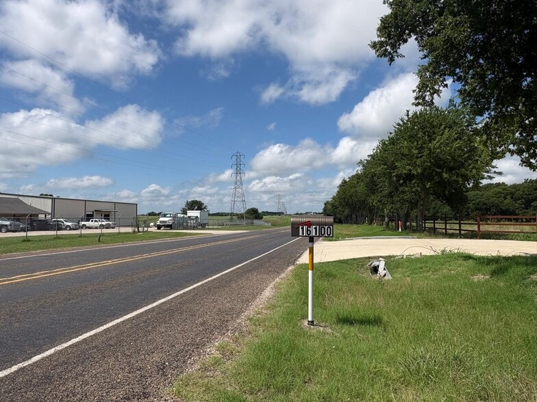 More Photos Of 16100 S Highway 77, Italy Land For Sale