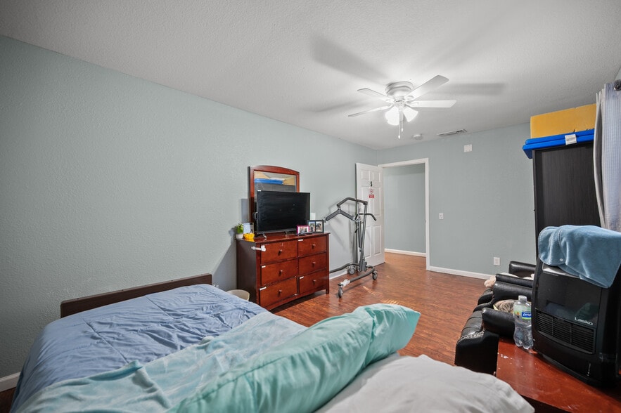 More Photos Of 9473 Heathman Way, Elk Grove Assisted Living For Sale